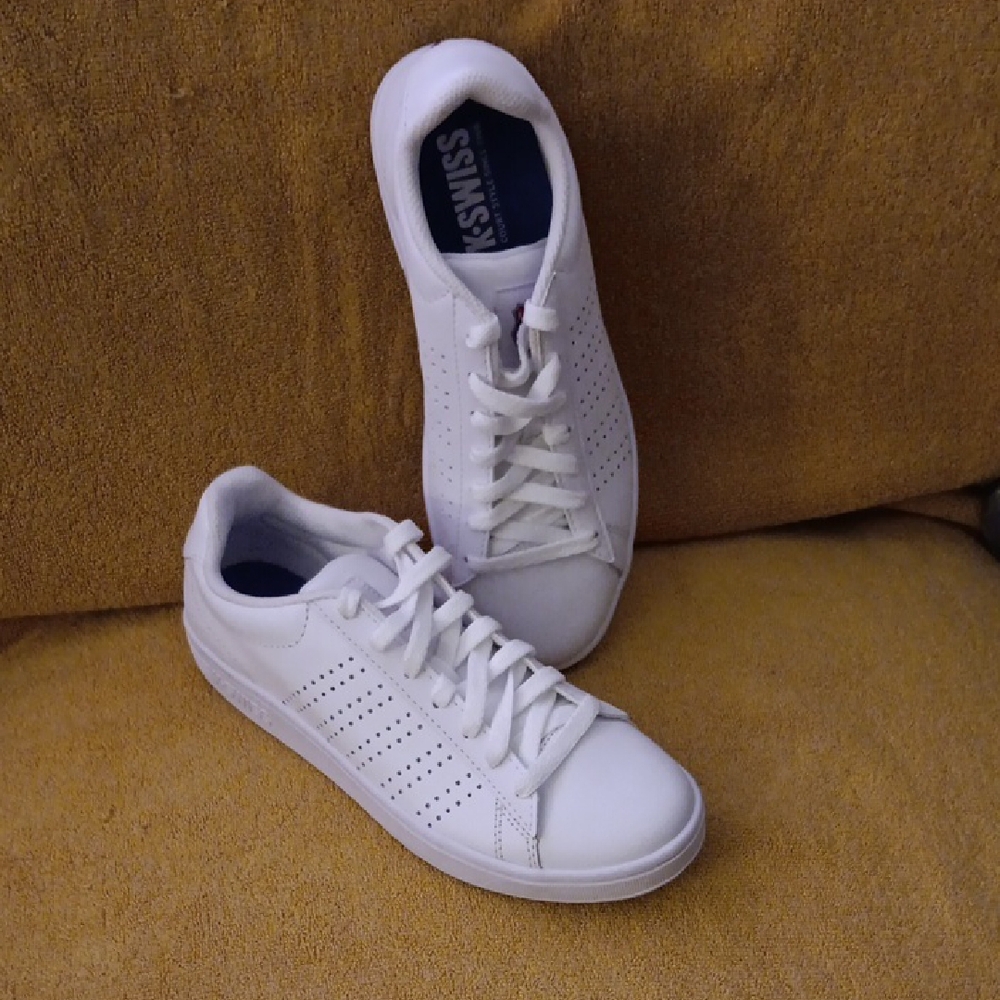 K-Swiss White Textured Sneakers for Everyday Wear